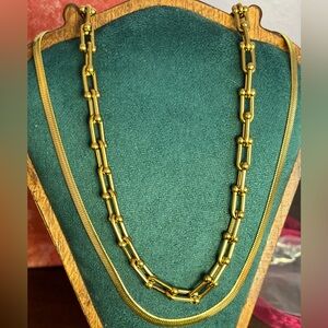 Beautiful Hardware and Herringbone Gold Necklace Set